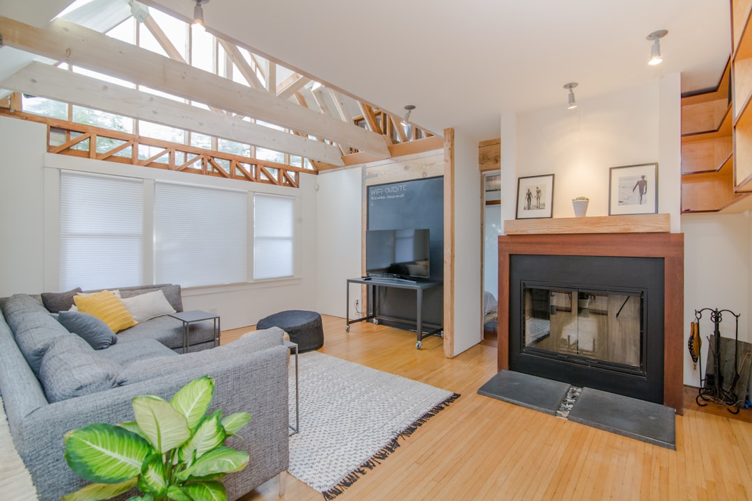 The Art of Budget-Friendly Home Decor: Elevate Your Space Without Breaking the Bank The Art of Budget-Friendly Home Decor: Elevate Your Space Without Breaking the Bank